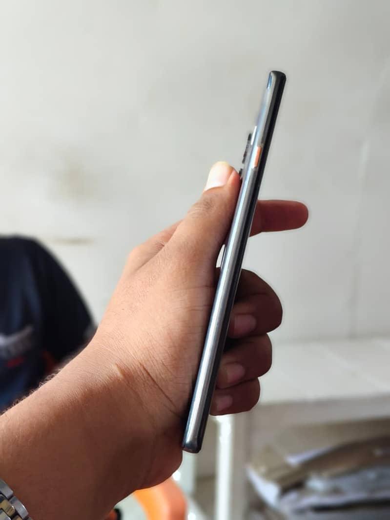 Tecno CAMON 40 Pro 3