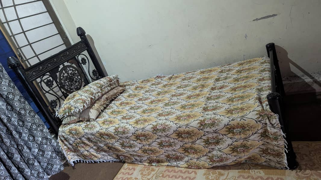 iron bed 2