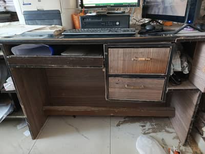 Computer Table