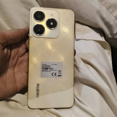 Realme C61