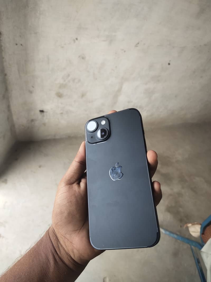 Apple iPhone 14 5