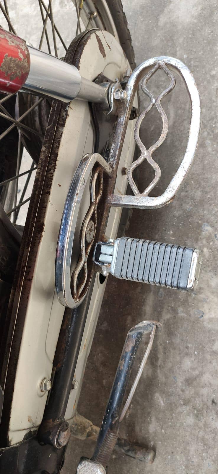 united 70cc 18