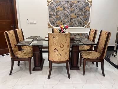 Dinning Table with 6 Chairs