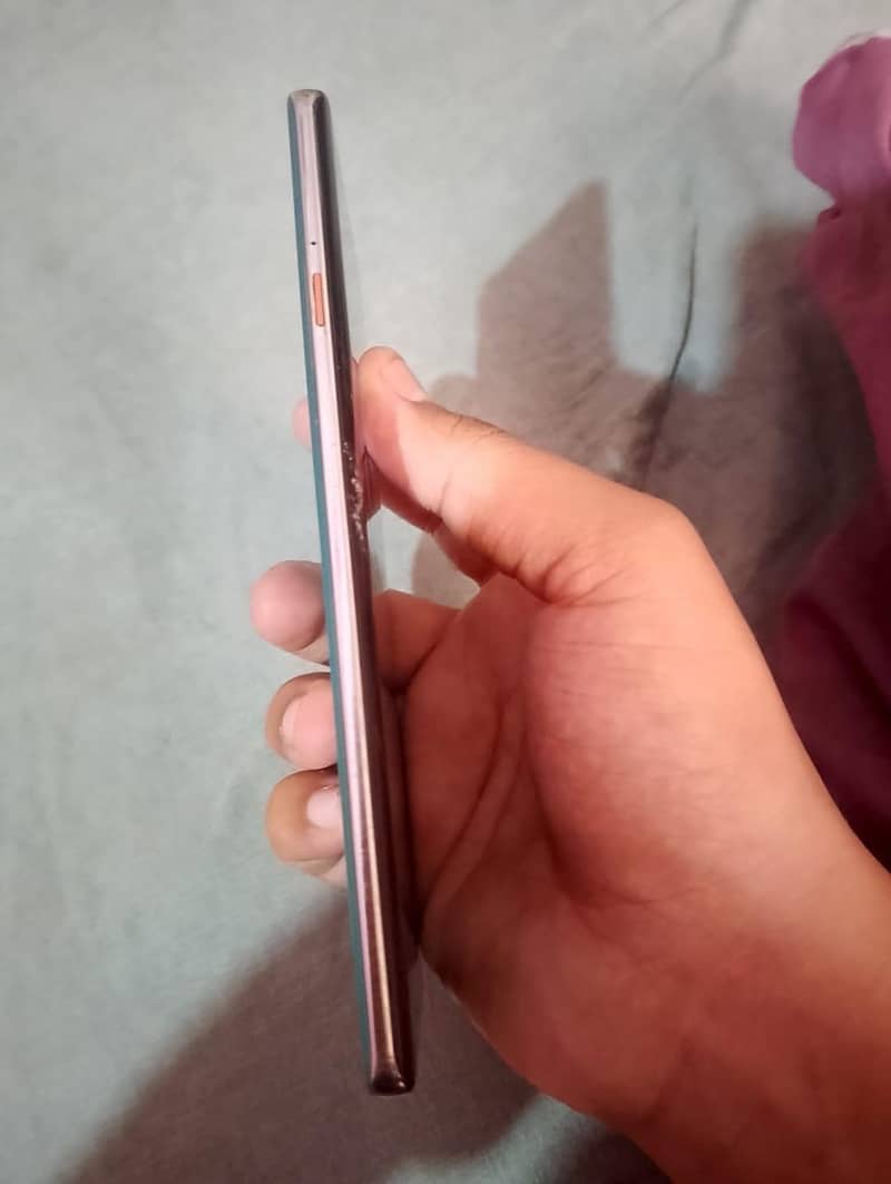 Tecno CAMON 40 Pro 2