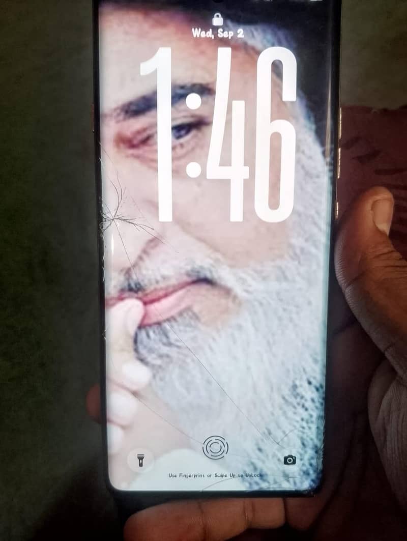 Tecno CAMON 40 Pro 4