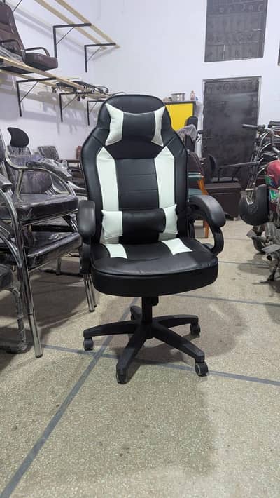 gaming chairs whole sale warranty available