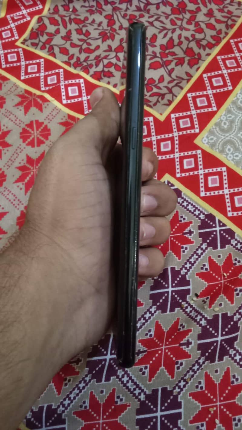 Samsung Mobile Note 8 4