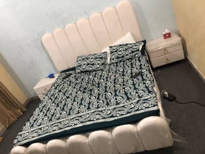 King size bed 2 saed table dressing table 03146202991