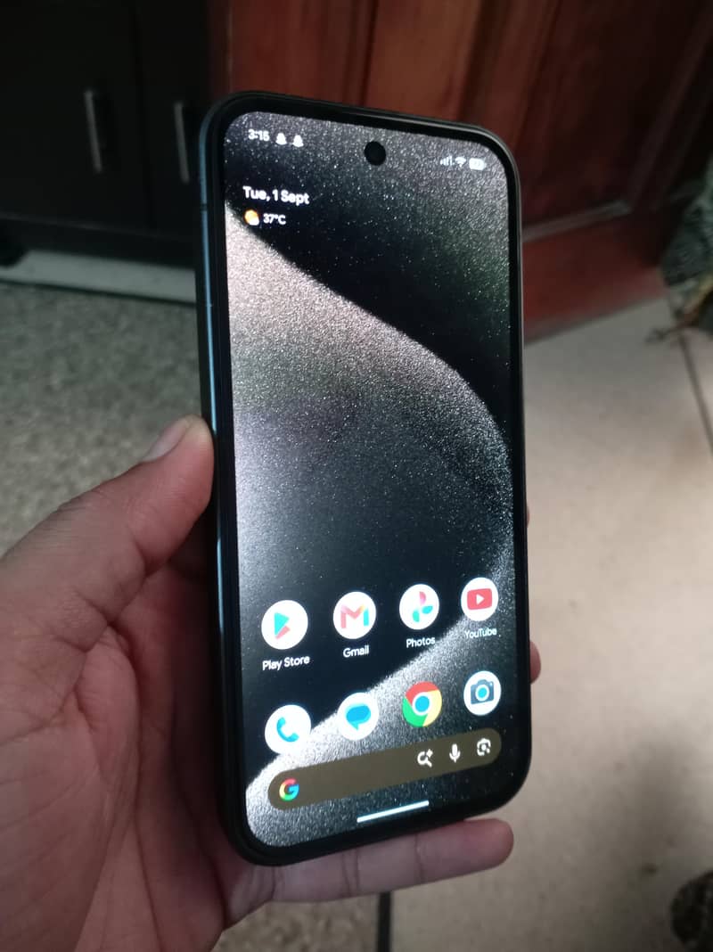 Google Pixel 9a 1