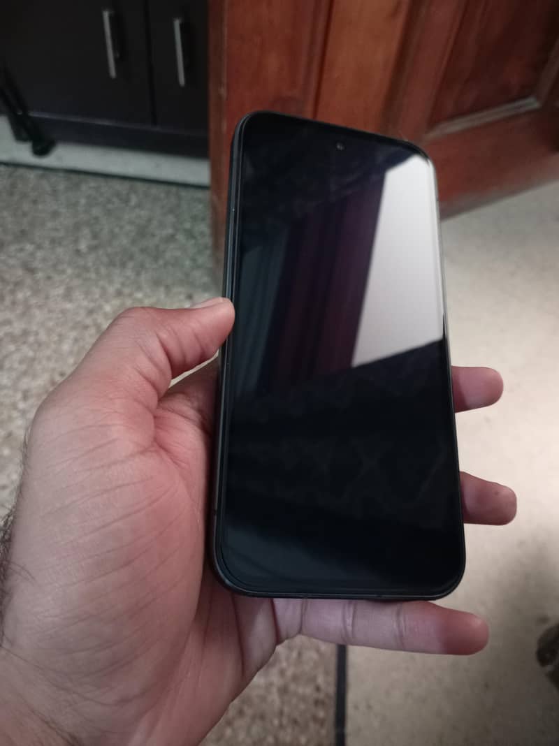 Google Pixel 9a 3