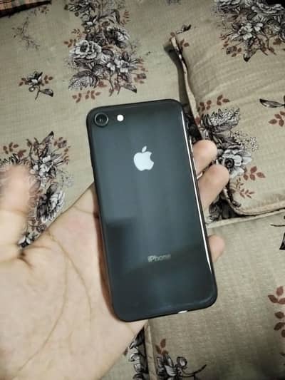 iPhone 8 water pack battery  87 10/10 conditioni exchange possible