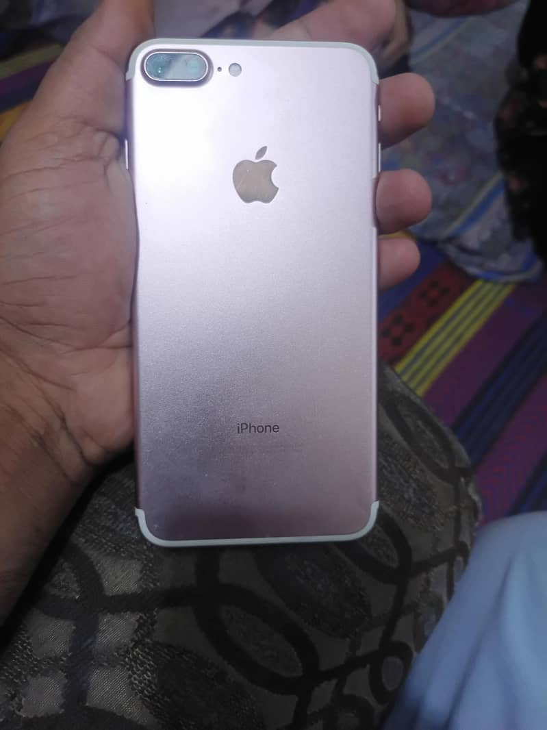iPhone 7 Plus 128gb 1