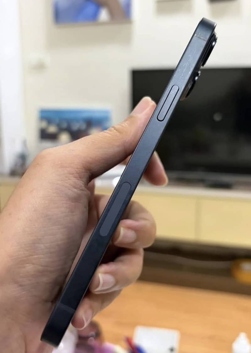 Apple iPhone 14 2