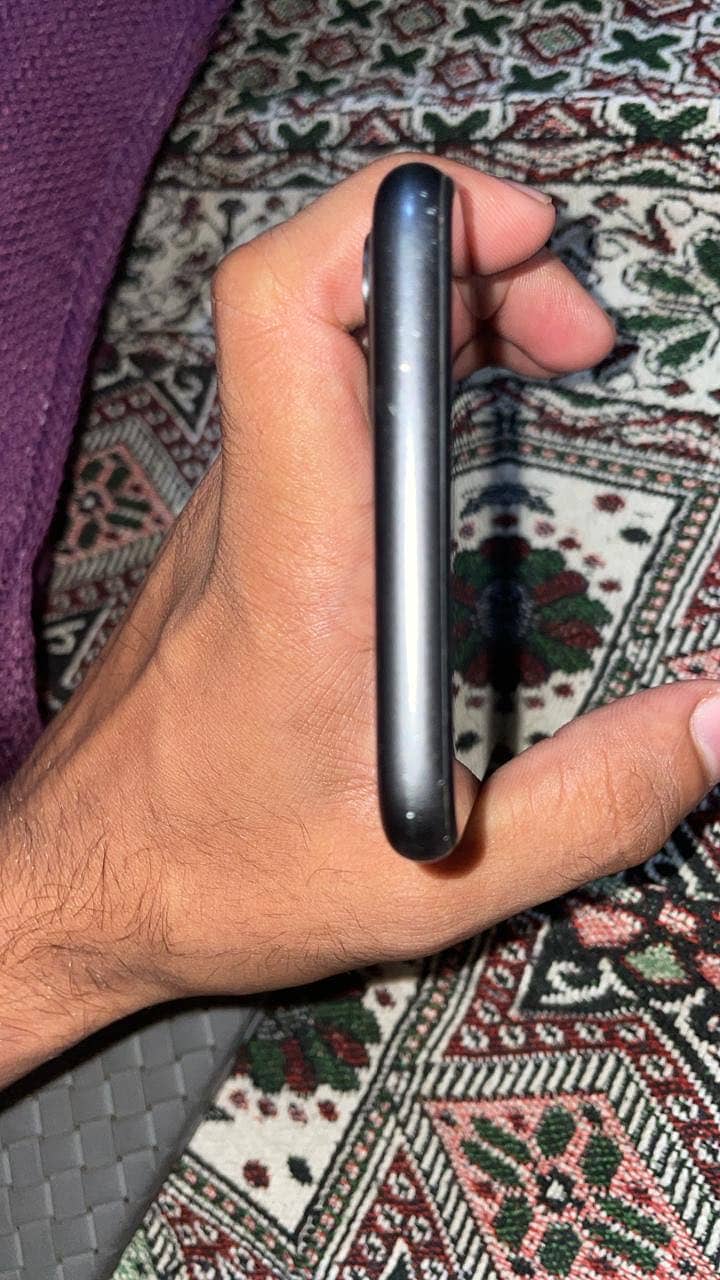 Apple iPhone 11 2