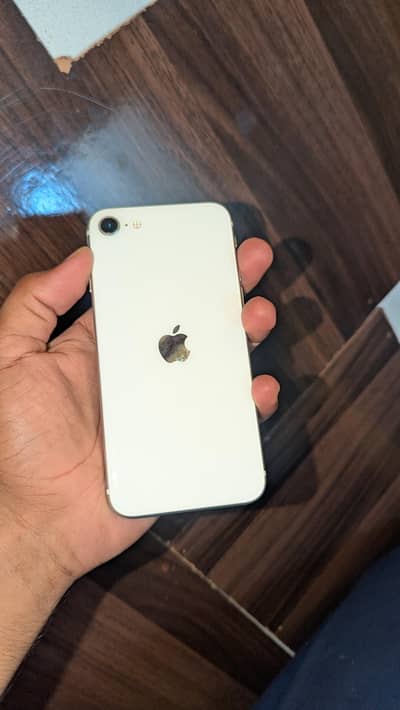 Apple iPhone SE