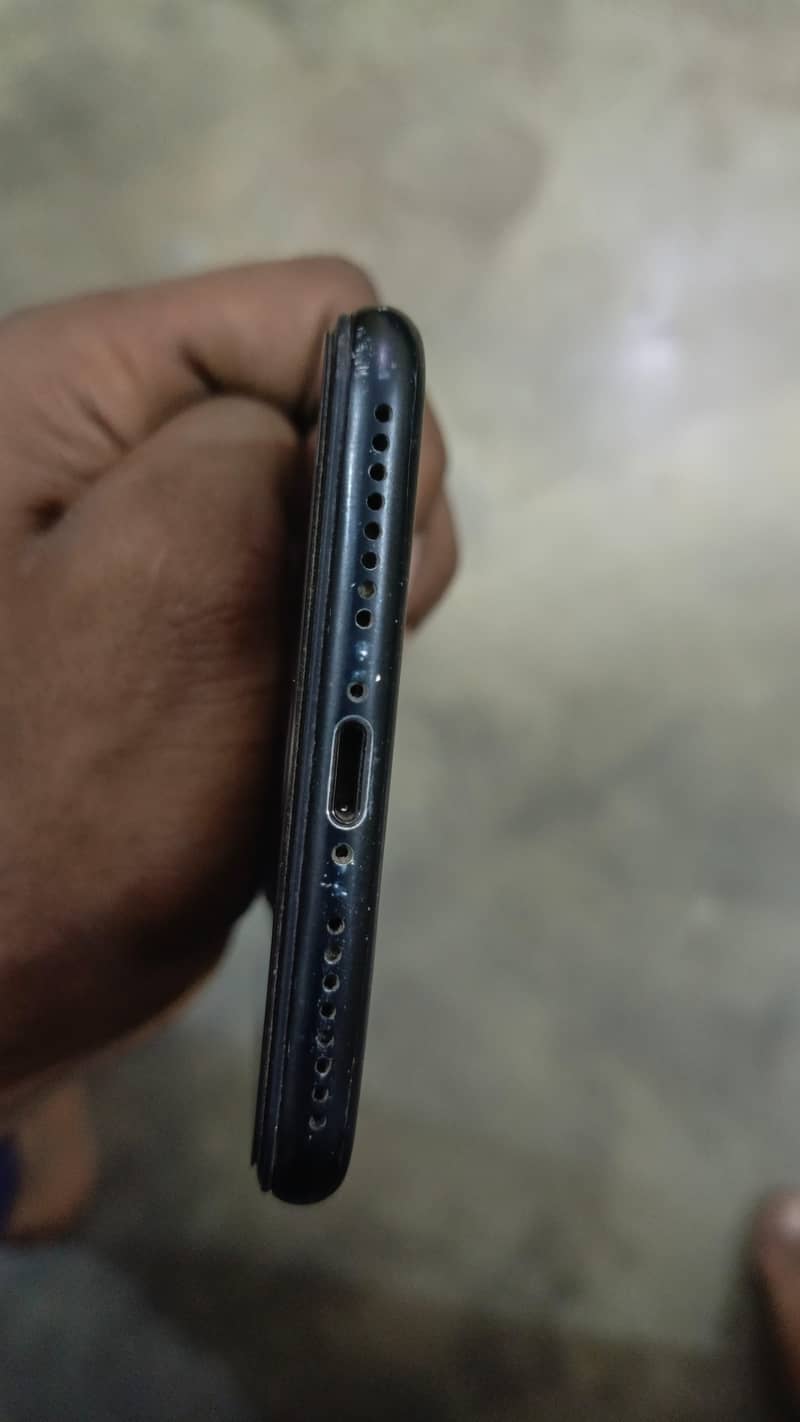 Apple iPhone 7 Plus 2