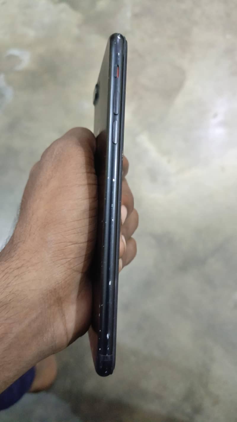 Apple iPhone 7 Plus 3