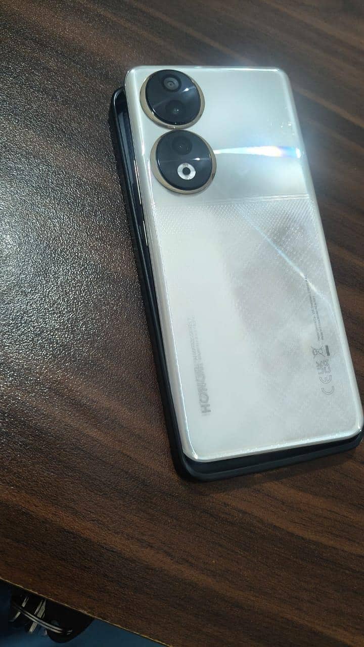 honor 90 4