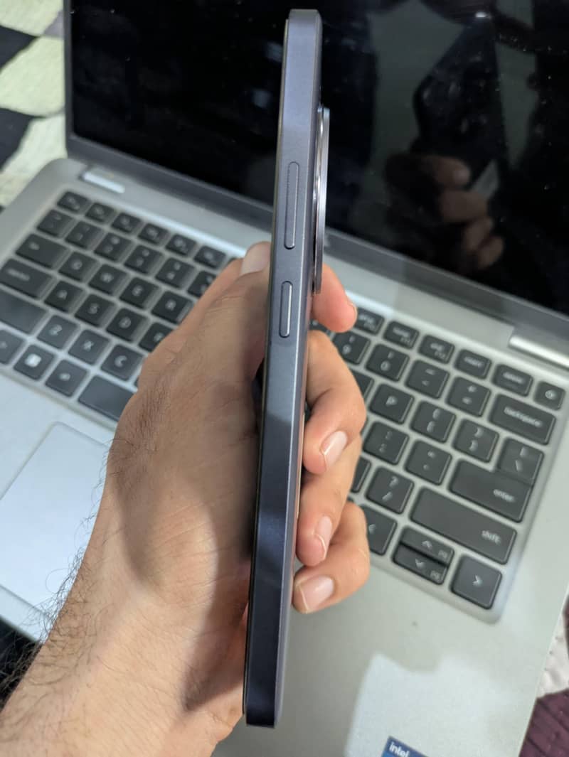 Realme 13 Plus 3
