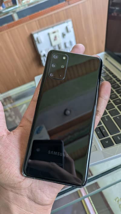 Samsung Mobile S20 Plus