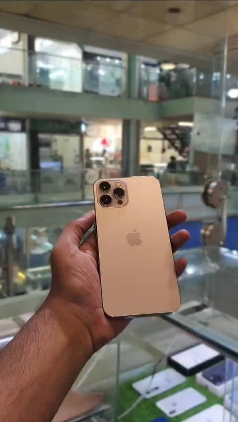 Apple iPhone 12 Pro Max 1
