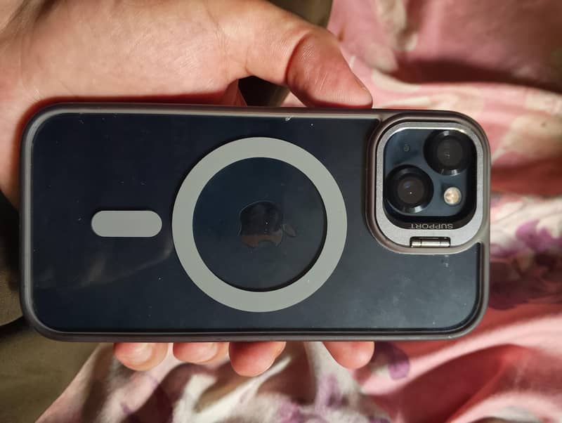 Apple iPhone 13 0