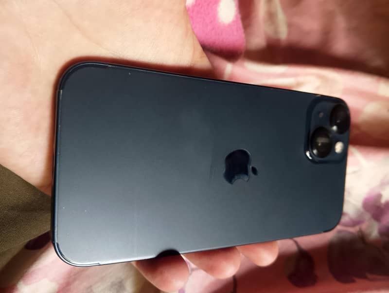 Apple iPhone 13 1