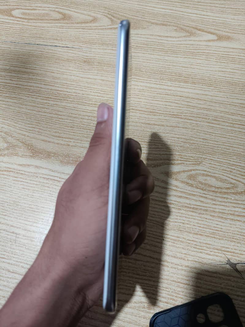 Tecno Spark 40 pro Plus 2