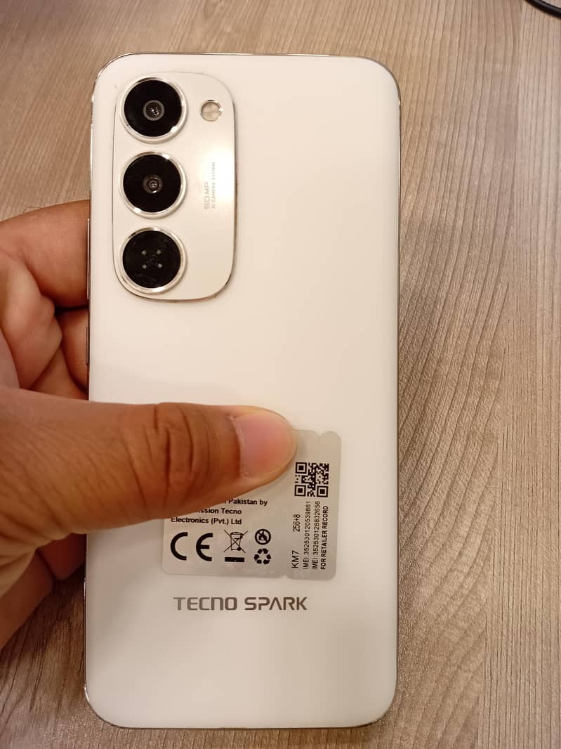 Tecno Spark 40 Pro Plus 3