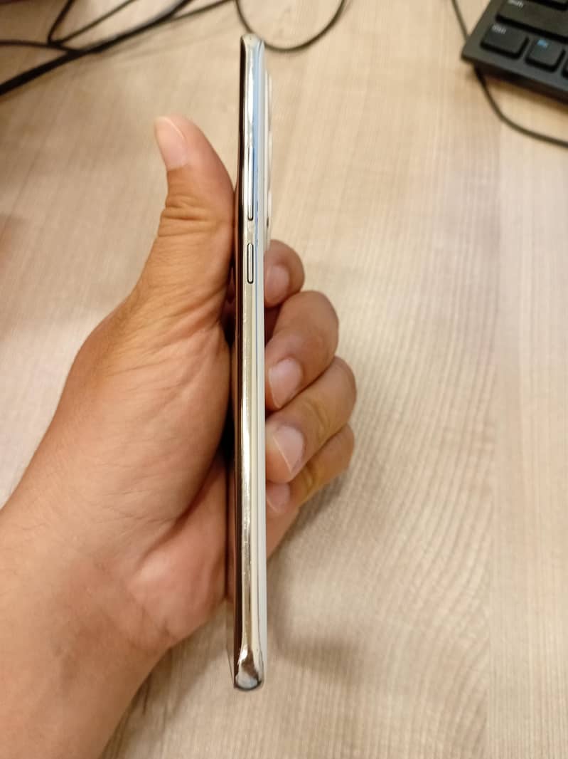 Tecno Spark 40 Pro Plus 6