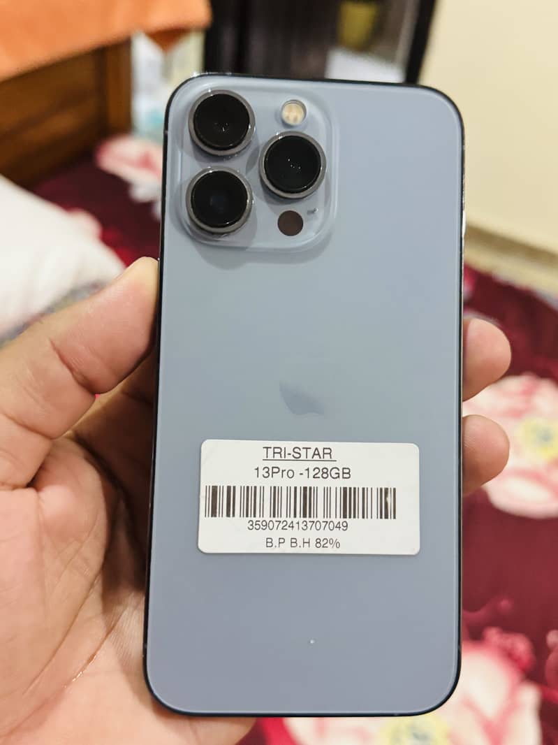 Apple iPhone 13 Pro 1
