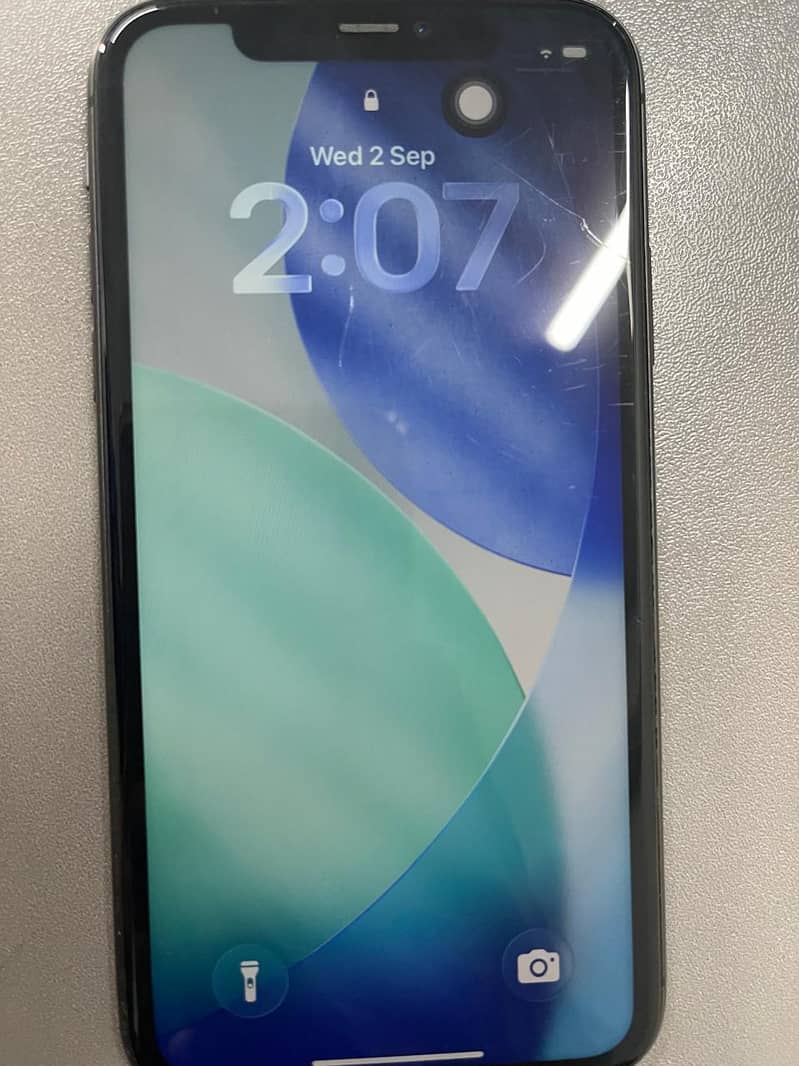 Apple iPhone 11 3