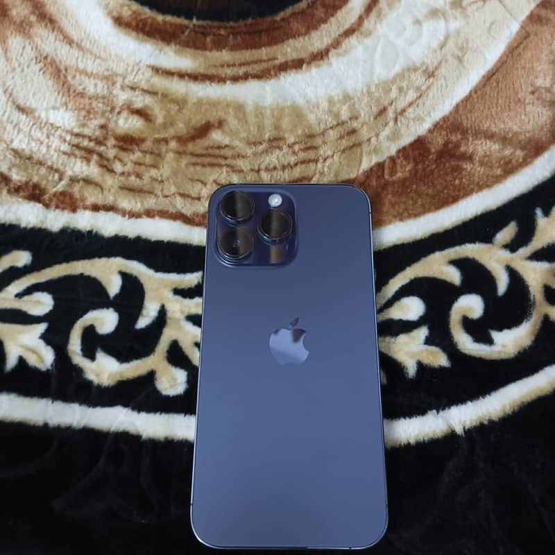 Apple iPhone 14 Pro Max 0