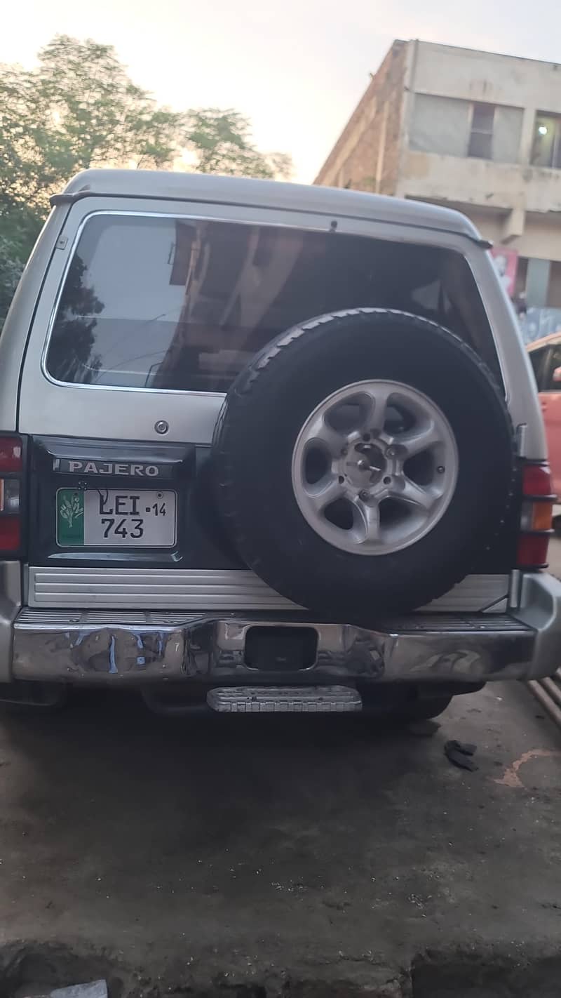 pajero 2