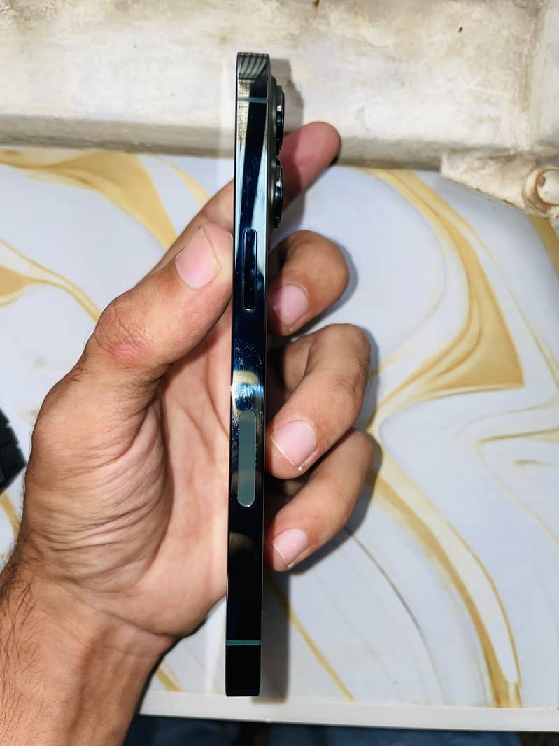 Apple iPhone 13 Pro jv 4
