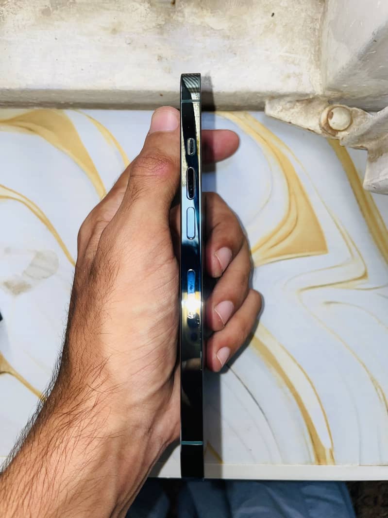 Apple iPhone 13 Pro jv 5