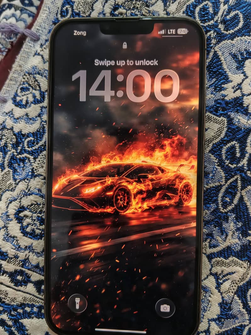 Apple iPhone 13 Pro Max 4