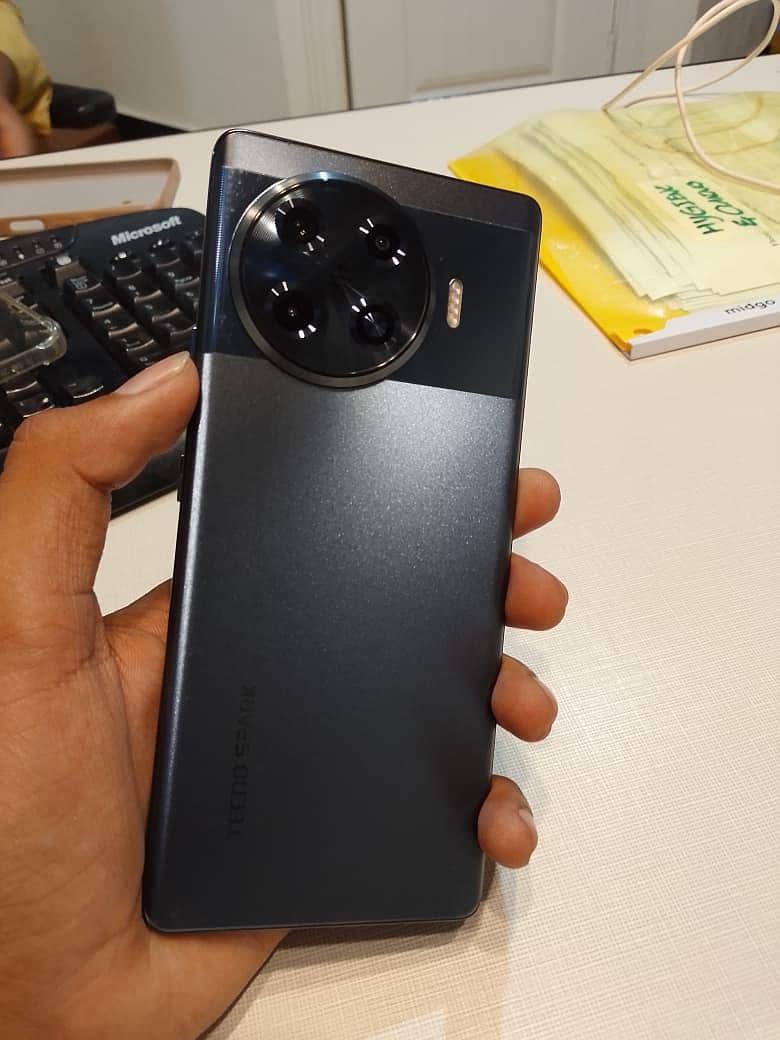 Tecno Spark 20 Pro Plus 3