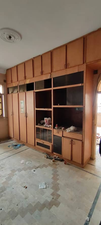 Wall almari for sale
