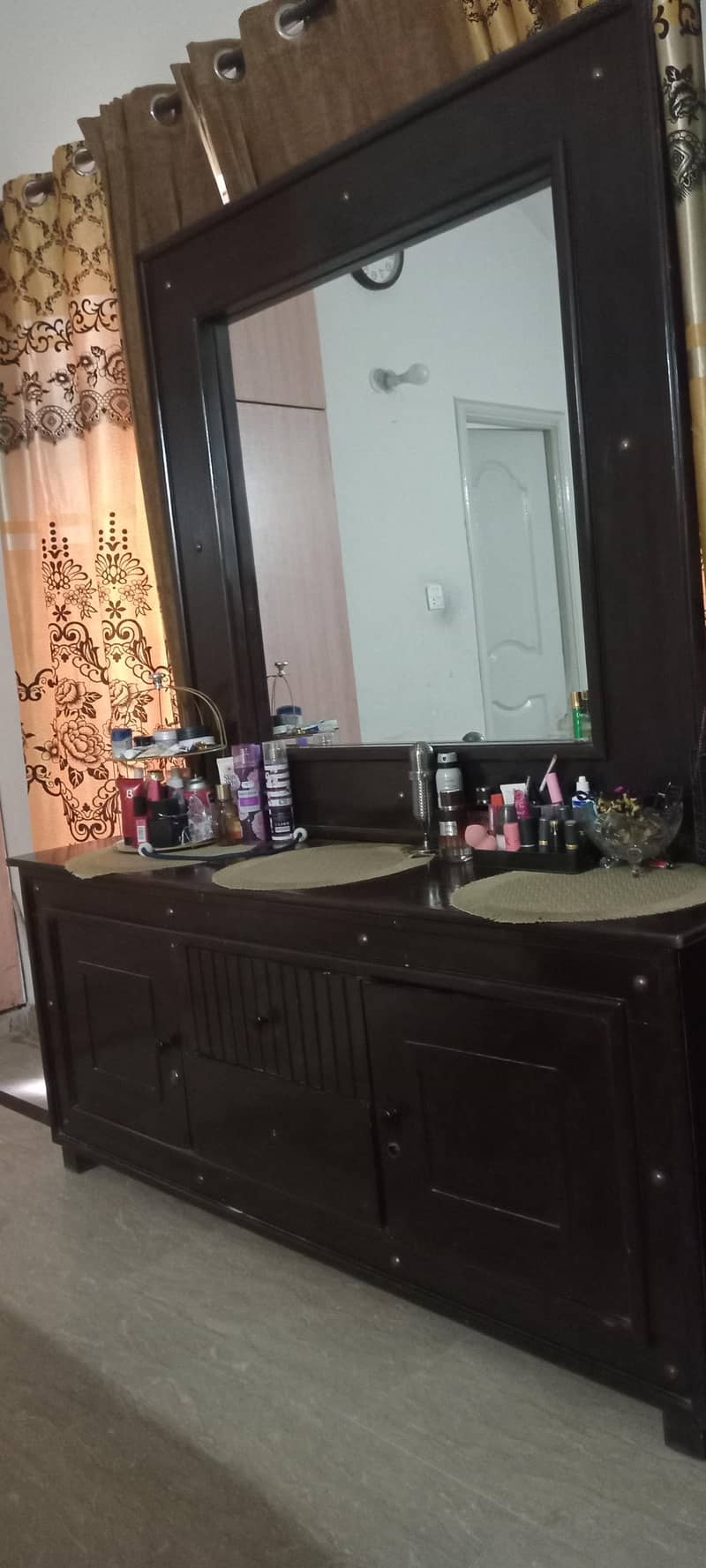 dressing table + console 2