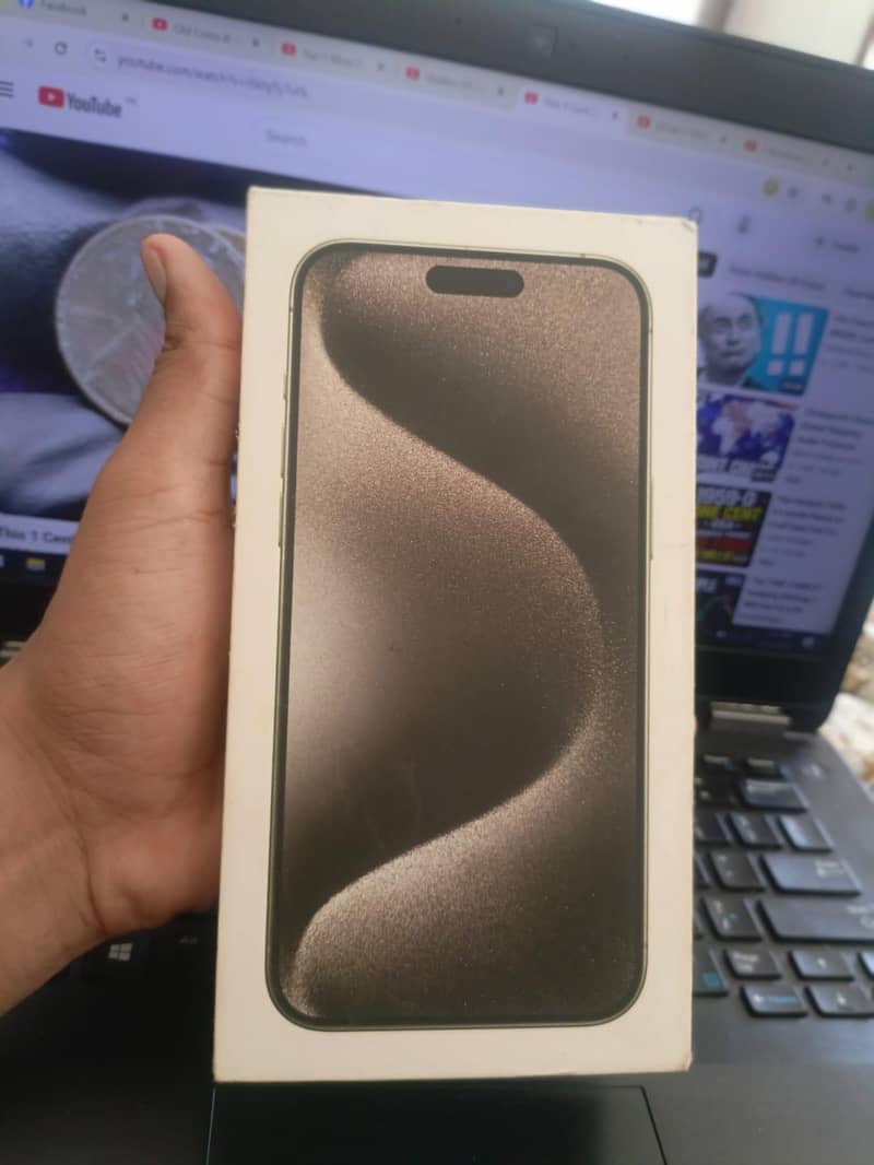 Apple iPhone 15 Pro Max 1