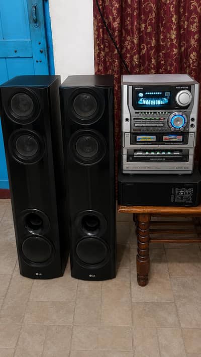 Aiwa NSX-WVT99 High Power 10000W PMPO and 1000W RMS