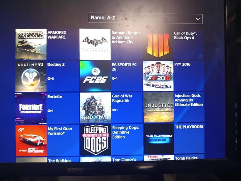 Ps 4 pro 1Tb  complete bundle 0