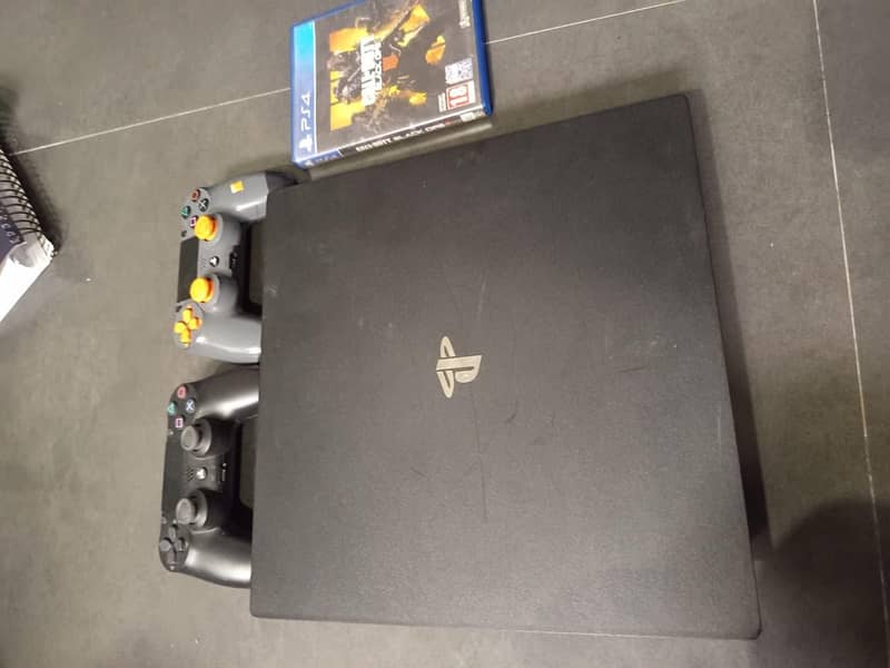 Ps 4 pro 1Tb  complete bundle 1