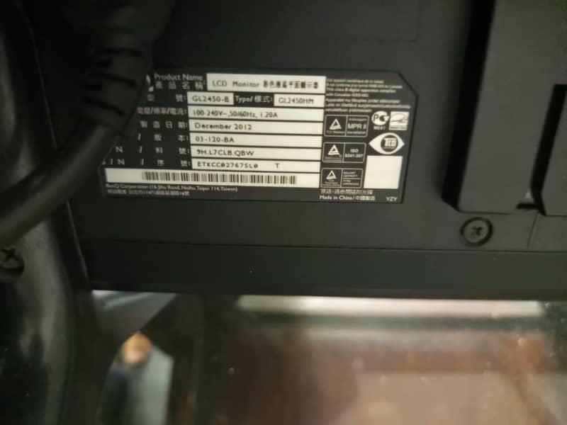 Ps 4 pro 1Tb  complete bundle 2