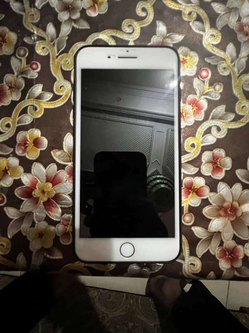 Apple iPhone 7 Plus 3