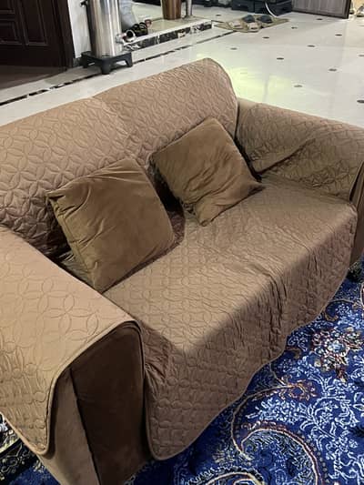 Selling 6 seater sofa set