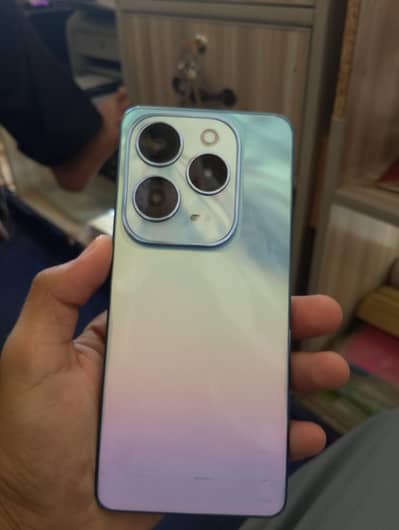 Infinix Hot 40