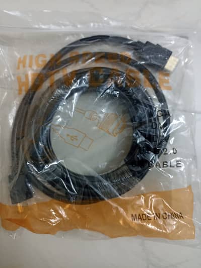 VGA DVI HDTV USB 2.0 5M CABLE (Up to 1920 × 1200 at 60 Hz)