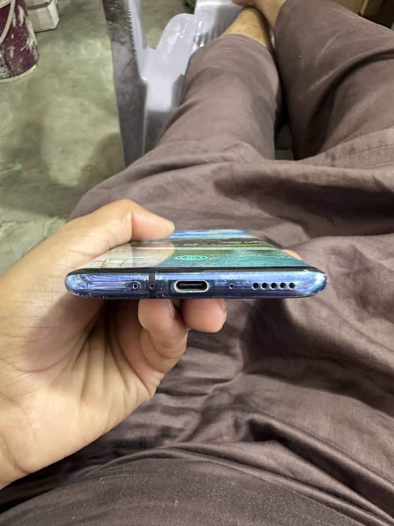 One Plus 7 Pro 4